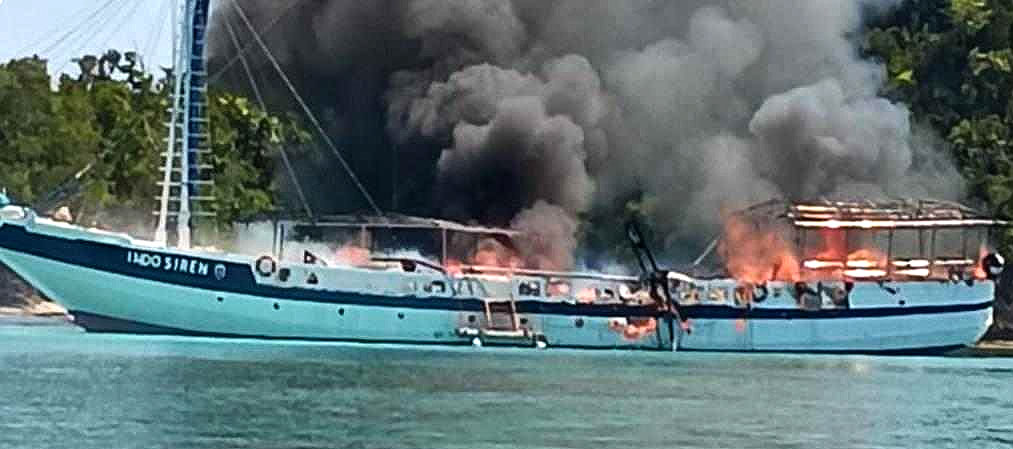 Indo Siren on fire - the vessels already engulfed in flames