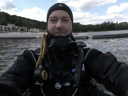 Discovering the benefits of drysuit diving