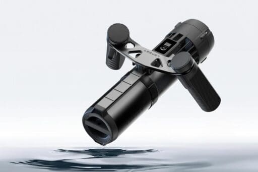 LEFEET P1 underwater scooter launches on Kickstarter