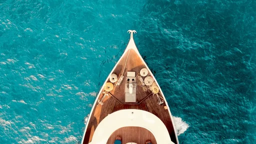 Chinese Billionaire Plans Mass-Market Yachts